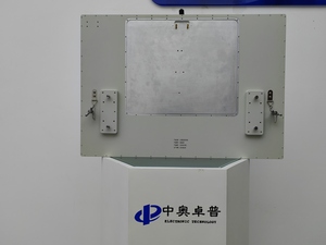 L波段定向天线